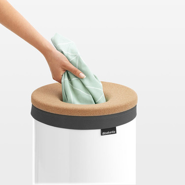 Бак для білизни (35л) білий з коркової кришкою Brabantia