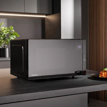 Мікрохвильова піч Hisense H20MOBP1HI / 700 Вт / InverterTech / Керамічне покриття / Преміальне скло / Виготовлена на замовлення, багатофазне приготування / Функція розморожування / 5 рівнів потужності / Блокування від дітей / Чорна (25 л, цифрове керуванн