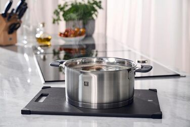 Обробна дошка 42 x 30 см, деревоволокно, чорний Zwilling