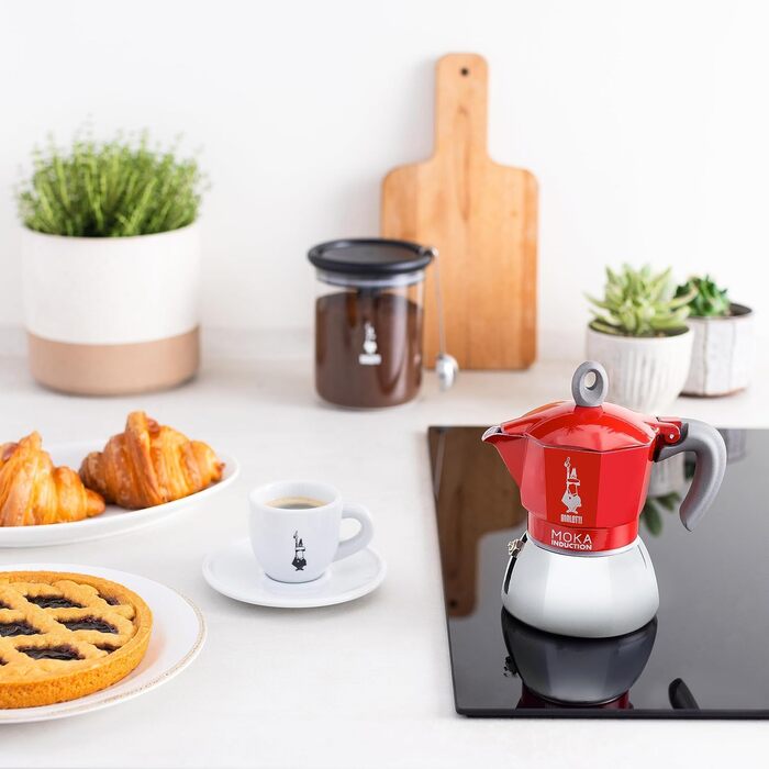 Кофеварка Moka Induction 150 мл на 4 чашки, красный Bialetti