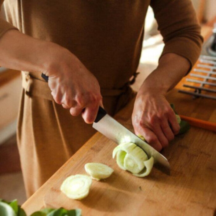 Нож Santoku Fiskars Functional Form (1057536)