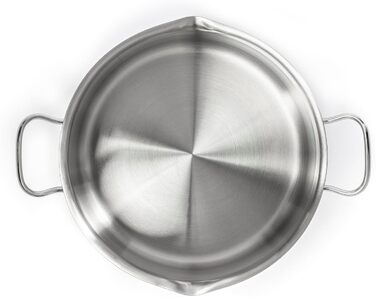 Каструля Tefal Duetto A70542 виготовлена з високоякісної нержавіючої сталі 18/10, з градуйованою кришкою, підходить для всіх типів плит, включаючи індукційні (24 см)