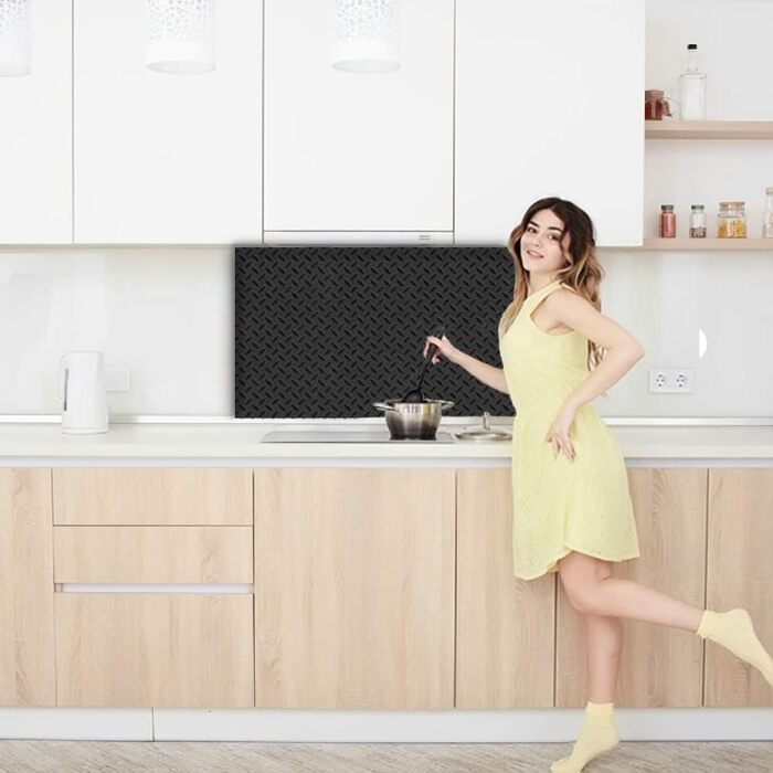Дизайнерський кухонний бризкозахисний екран з алюмінієвого композиту, кухонний фартух, товщина 3 мм, 60x100 см, (ребристий листовий метал чорного кольору)