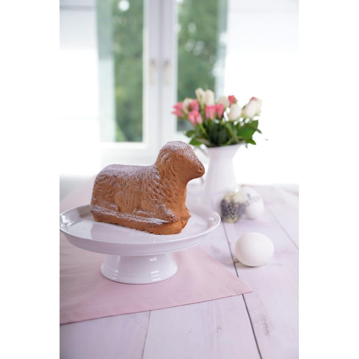 Форма для пасхальної випічки, ягня Golden Easter Dr. Oetker
