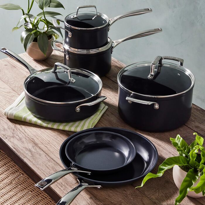 Керамічна сковорода LE CREUSET Essential з антипригарним покриттям ø 20 см керамічне антипригарне покриття 8&39 (12&39)
