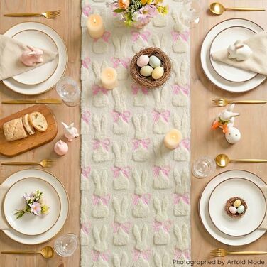 Мягкая дорожка с вышивкой бежевого кролика с бантом 183 х 33 см Artoid Mode