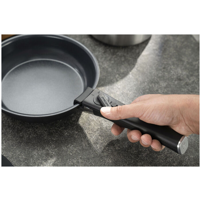 Сковорода 28 см без ручки із антипригарним покриттям, чорна Unlock Zwilling