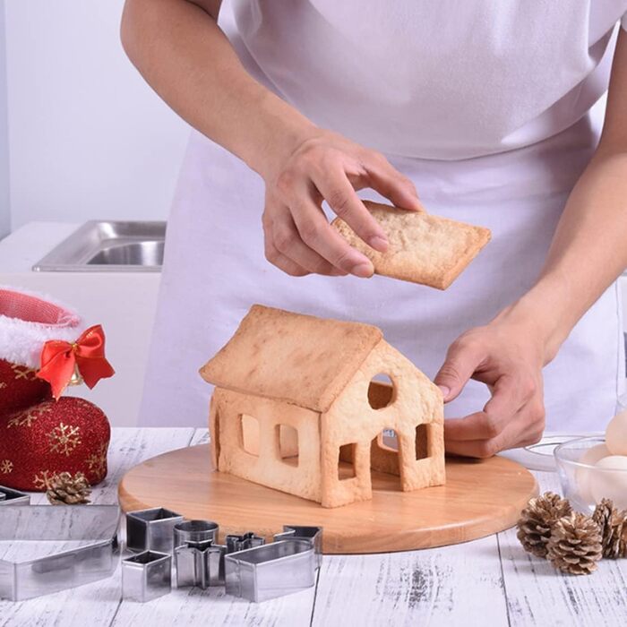 Набір з 10 форм для печива Пряниковий будиночок, нержавіюча сталь Baobiutin