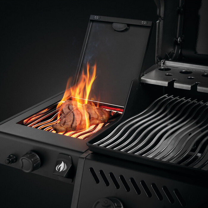Газовый гриль Freestyle 425 с боковой горелкой SIZZLE ZONE и дверкой, черный мат F425DSIBPK-RU-PHM Код: 010721