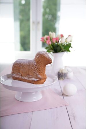 Форма для пасхальної випічки, ягня Golden Easter Dr. Oetker