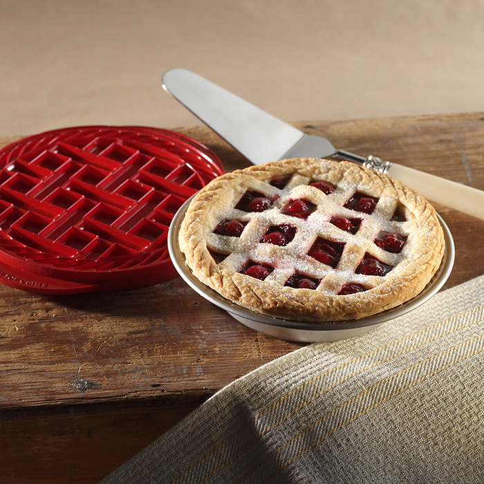 Набор для выпекания пирогов з крышкой Nordic Ware Mini Pie, 2 шт., d 17,8 см